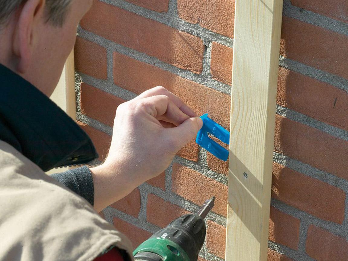 Regelwerk met uitvulplaatjes: Perfecte Plafonds en Muren Creëren